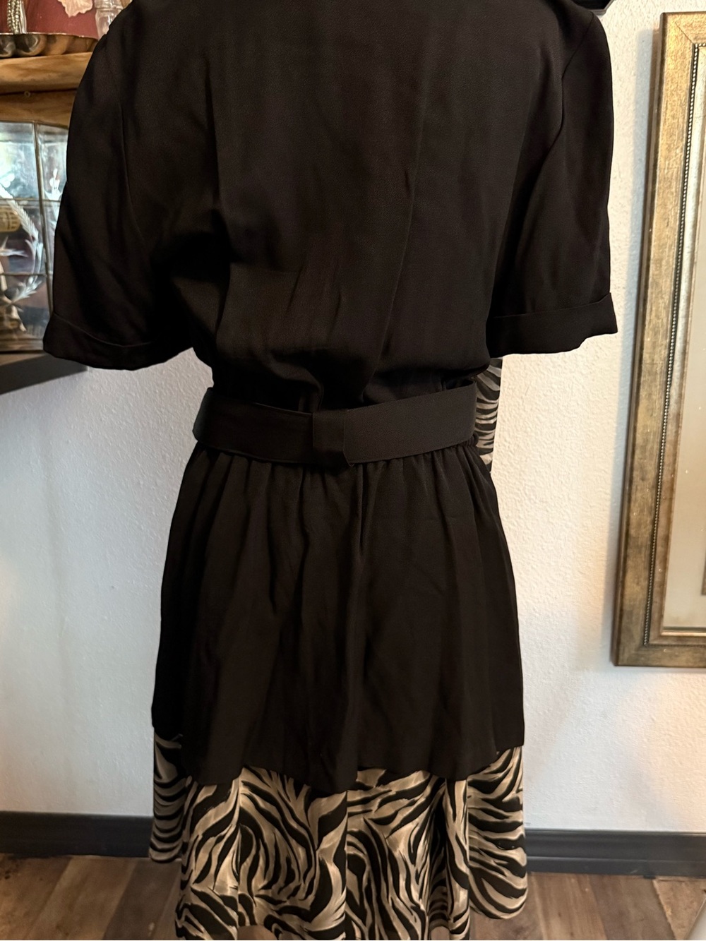 Vintage Studio I Zebra Print Dress | Matching Scarf & Belt Included •Size 12• - Picture 4 of 15
